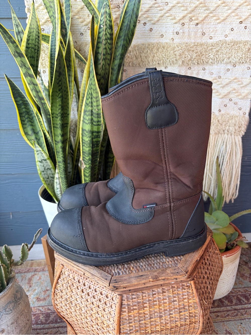 Red Wing Max Bond Safety Toe Pull on Work Boot 02499 size 11